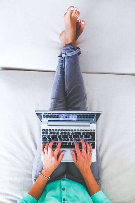 hands-woman-legs-laptop_1571484986.jpg